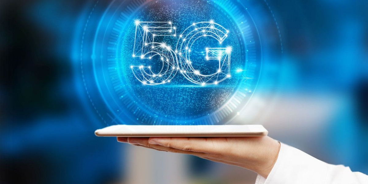 Pioneering Progress: 5G MM-Wave Revolutionizing Communication