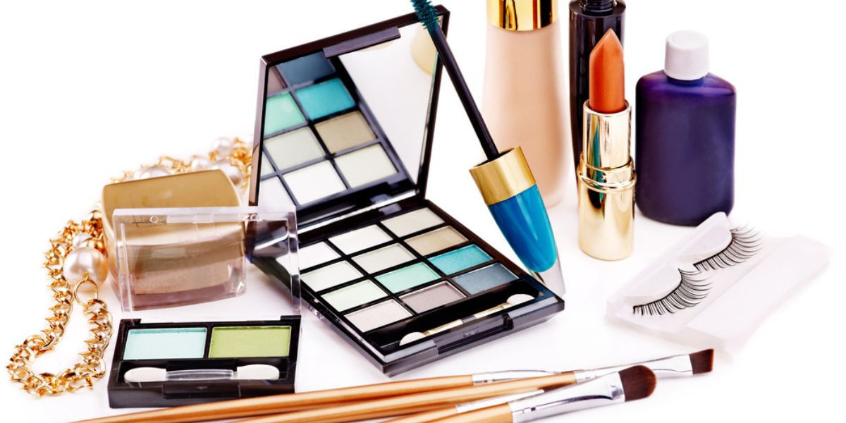 What are the Different Categories of Cosmetic Products?